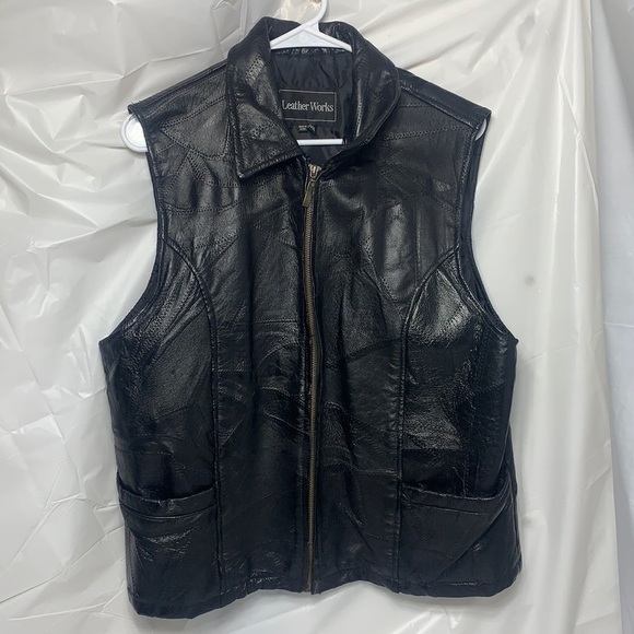 WOMEN’S Leather Works Black Genuine Leather Motorcycle Vest Zip Up Size 3XL - Picture 1 of 8